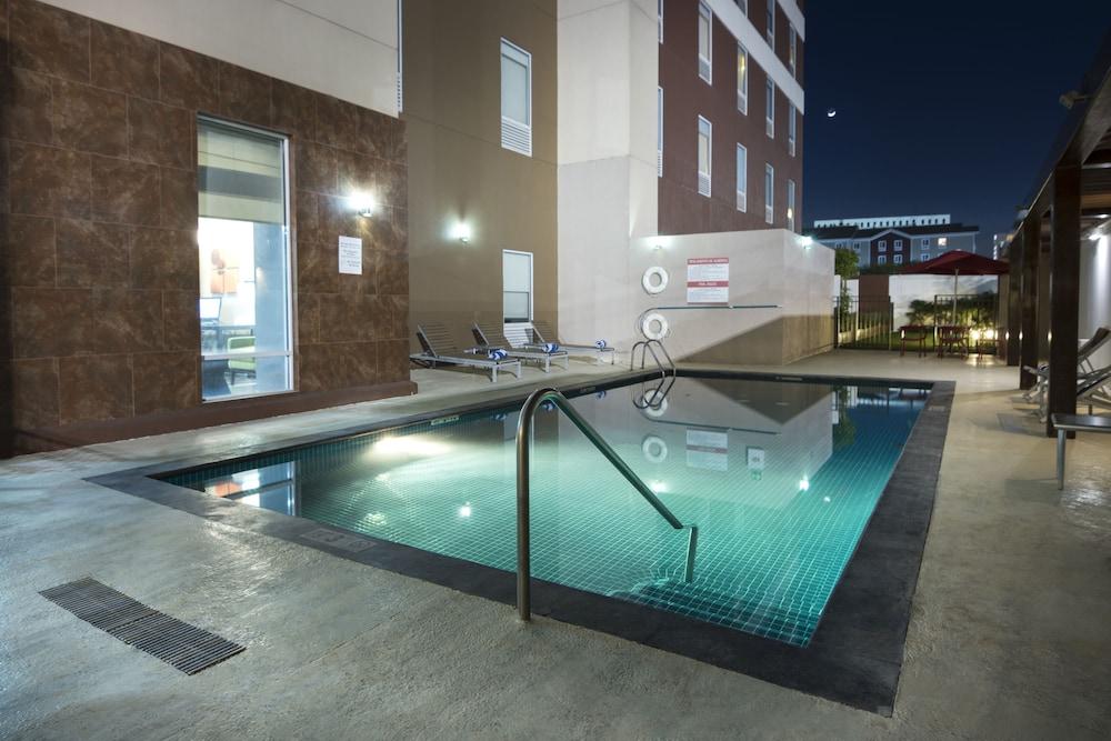 Homewood Suites By Hilton Querétaro Esterno foto