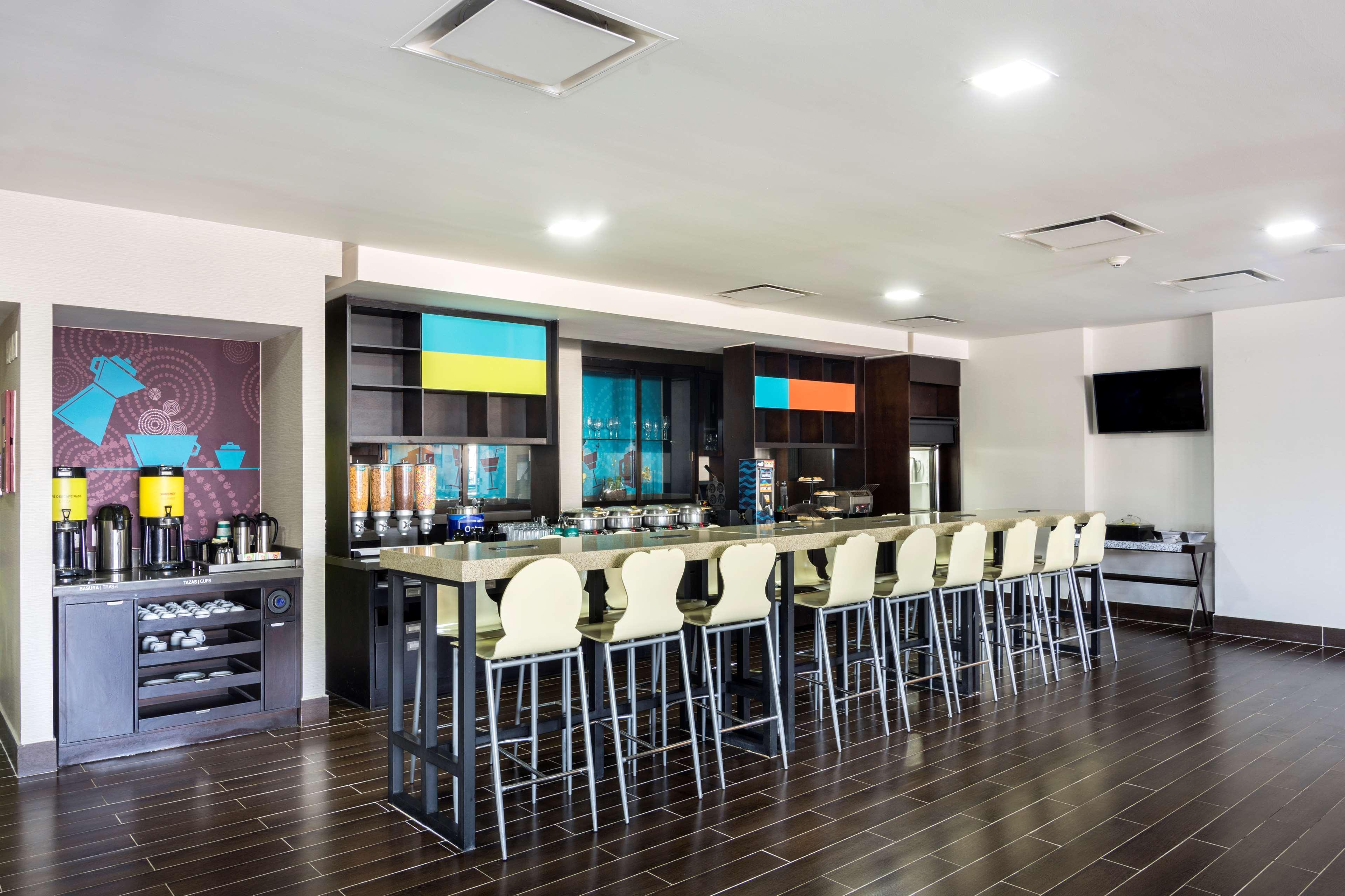Homewood Suites By Hilton Querétaro Esterno foto