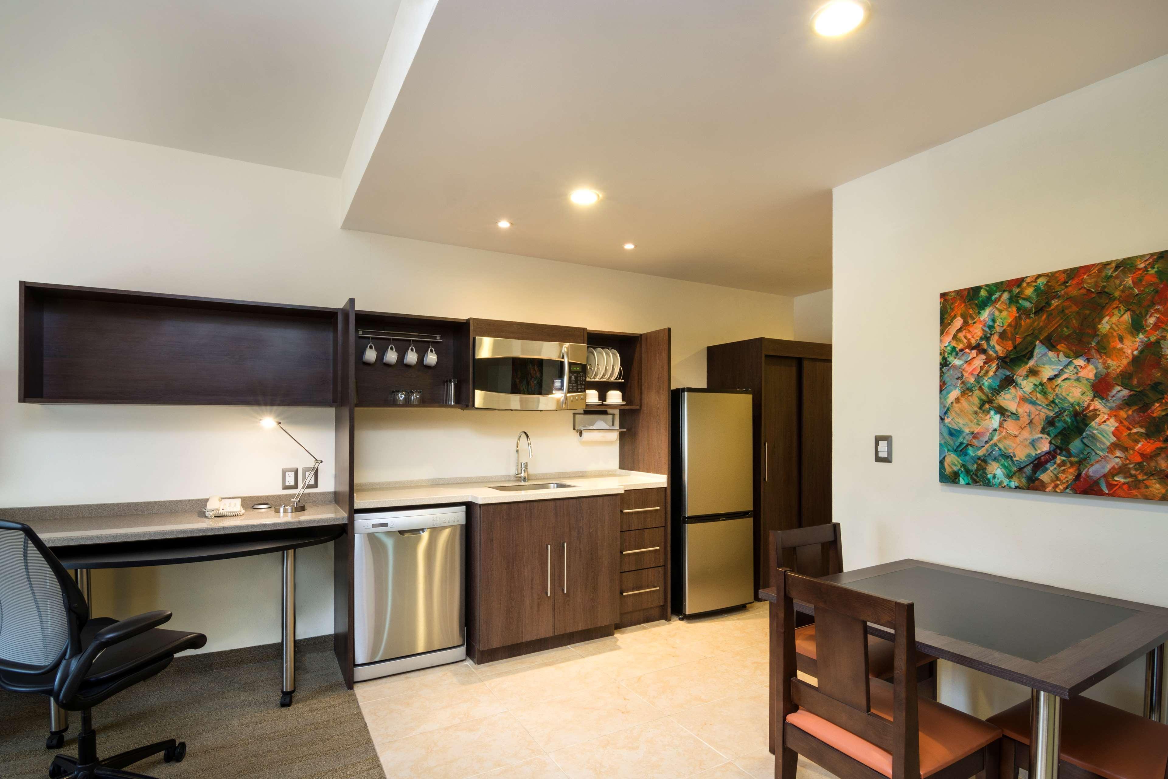 Homewood Suites By Hilton Querétaro Esterno foto